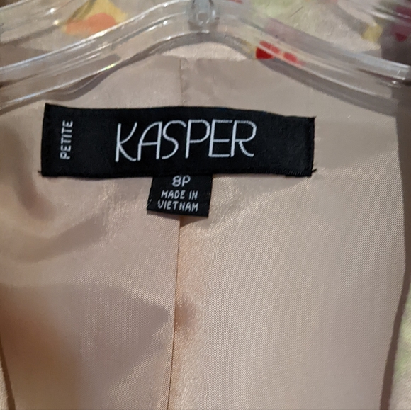 Floral jacket - Picture 3 of 3